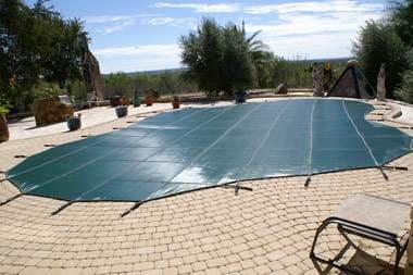 pool-safety-cover