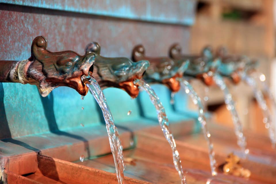 lined up faucet